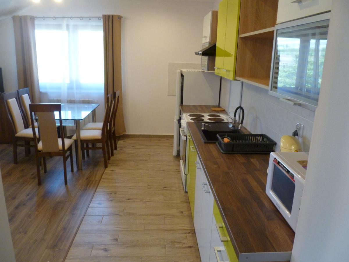 Klimatyczny Domek - Apartamenty & Noclegi Slawecin Exterior foto